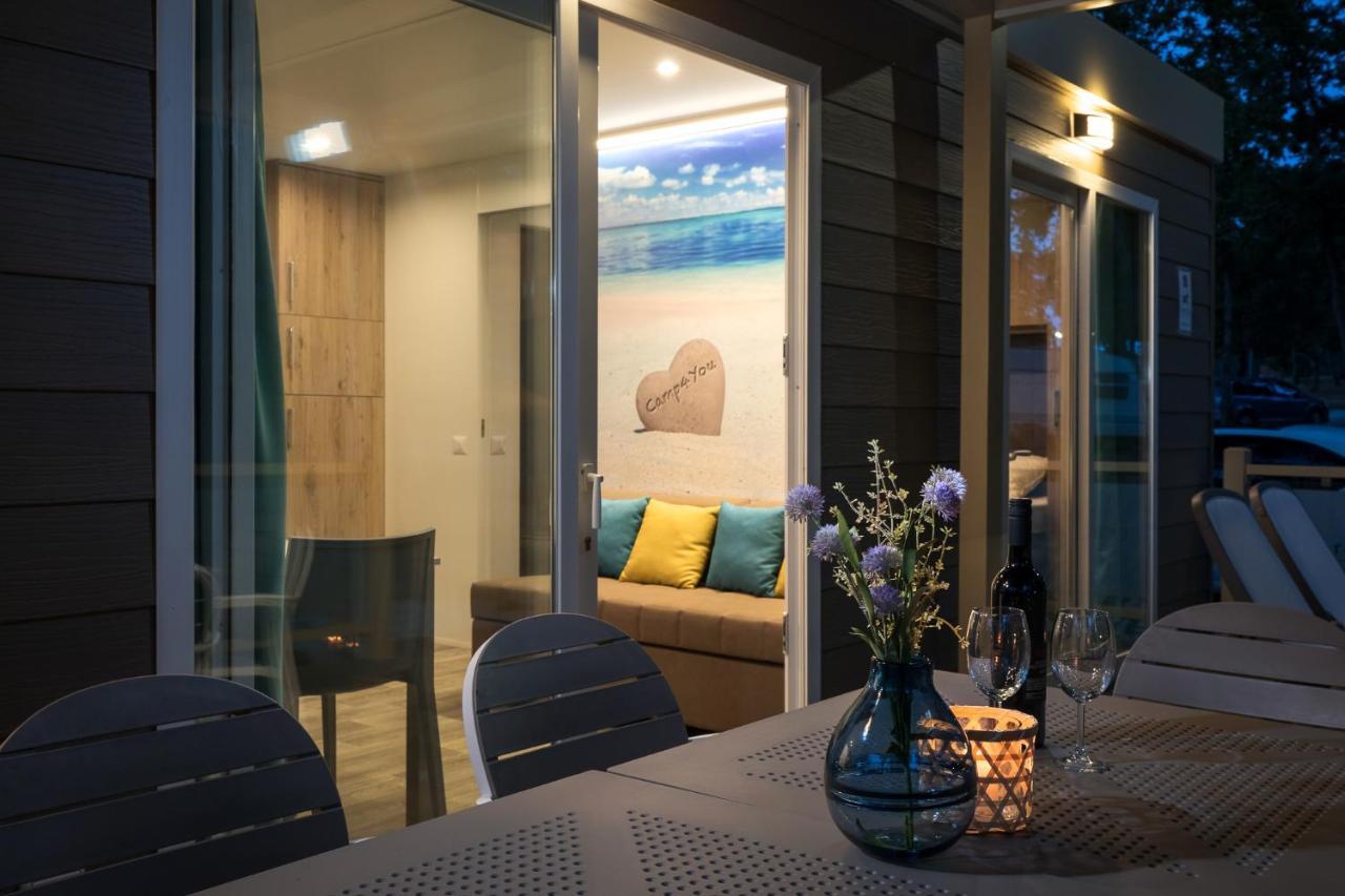 Mobile Homes Premium Relax Park Umag By Camp4You Karigador Luaran gambar