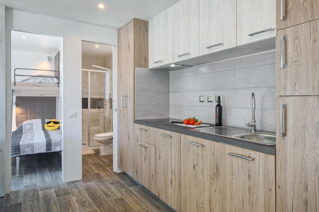 Mobile Homes Premium Relax Park Umag By Camp4You Karigador Luaran gambar